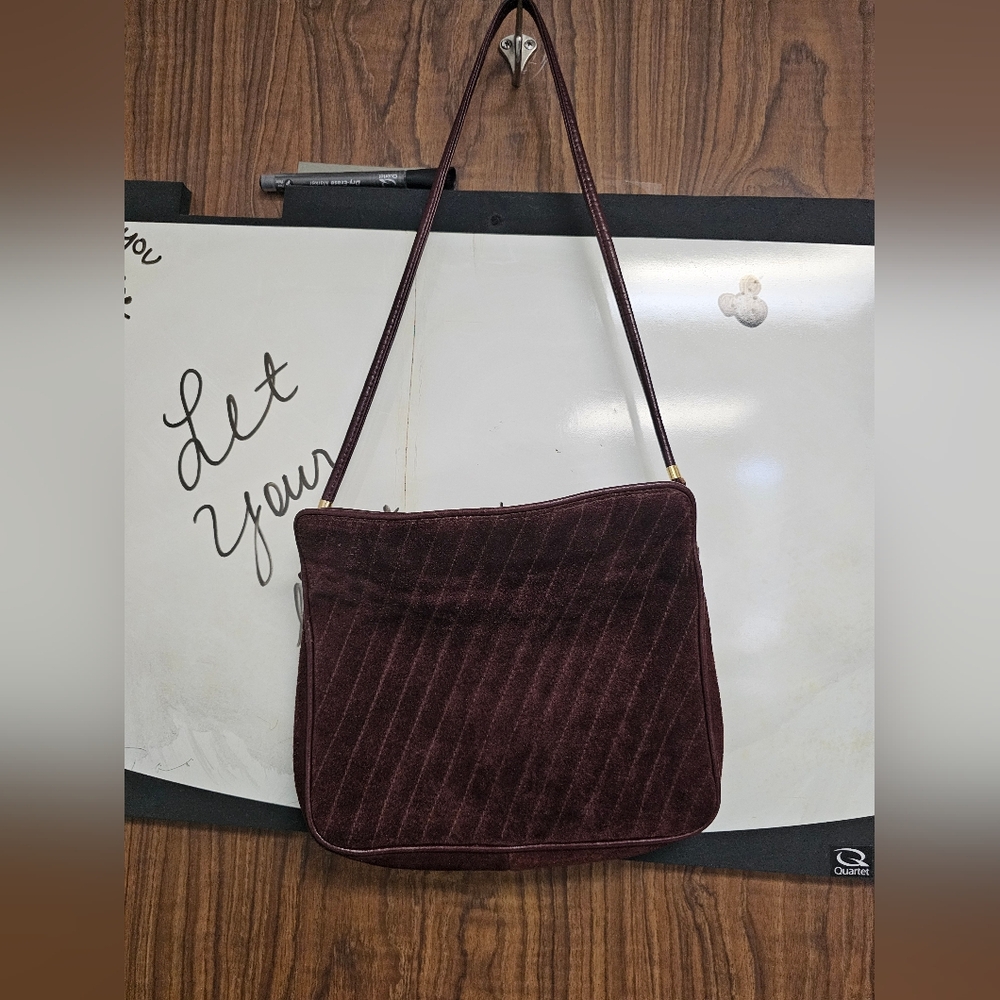 Elegant Burgundy Shoulder Bag